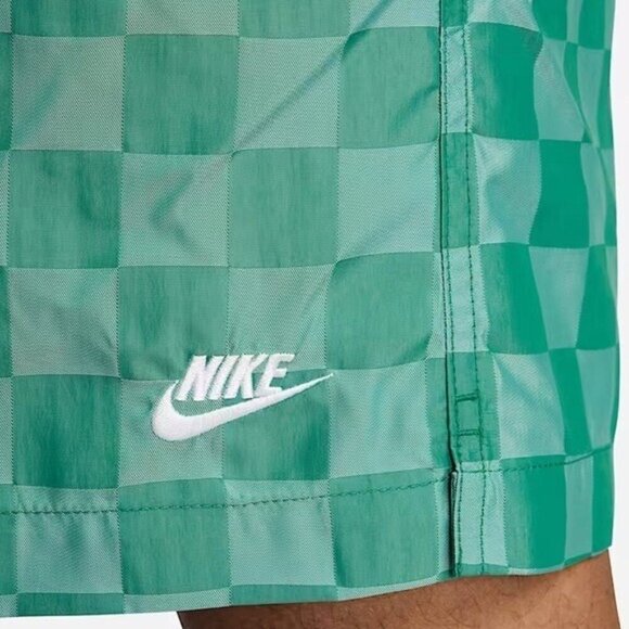 NIKE Men’s Lightweight Flow Shorts Checked Green Size L NEW - Picture 5 of 10